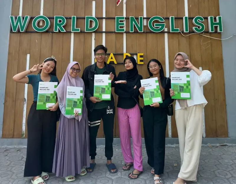 Siswa Kampung Inggris World English